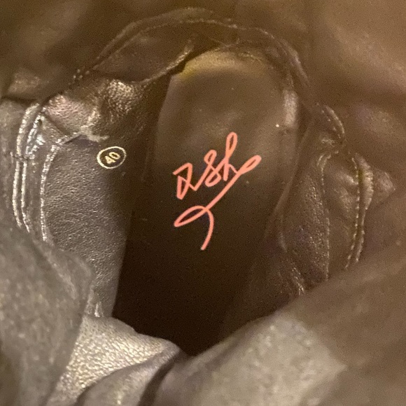 Ash high heeled ankle boots - Picture 2 of 5